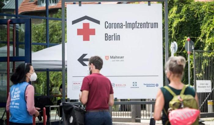 Berlino Dura Contro I No Vax Vietate 13 Manifestazioni Contro Il Lockdown