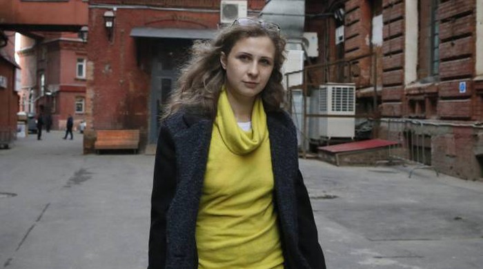 Ecco come la Pussy Riot Maria Alyokhina è riuscita a fuggire dalla Russia