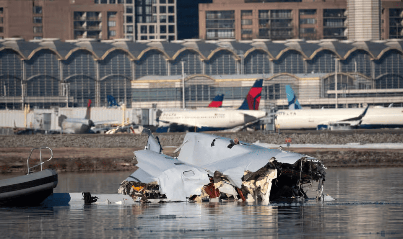 Incidente aereo: Trump dà subito la colpa ai programmi di “diversità, equità e inclusione”