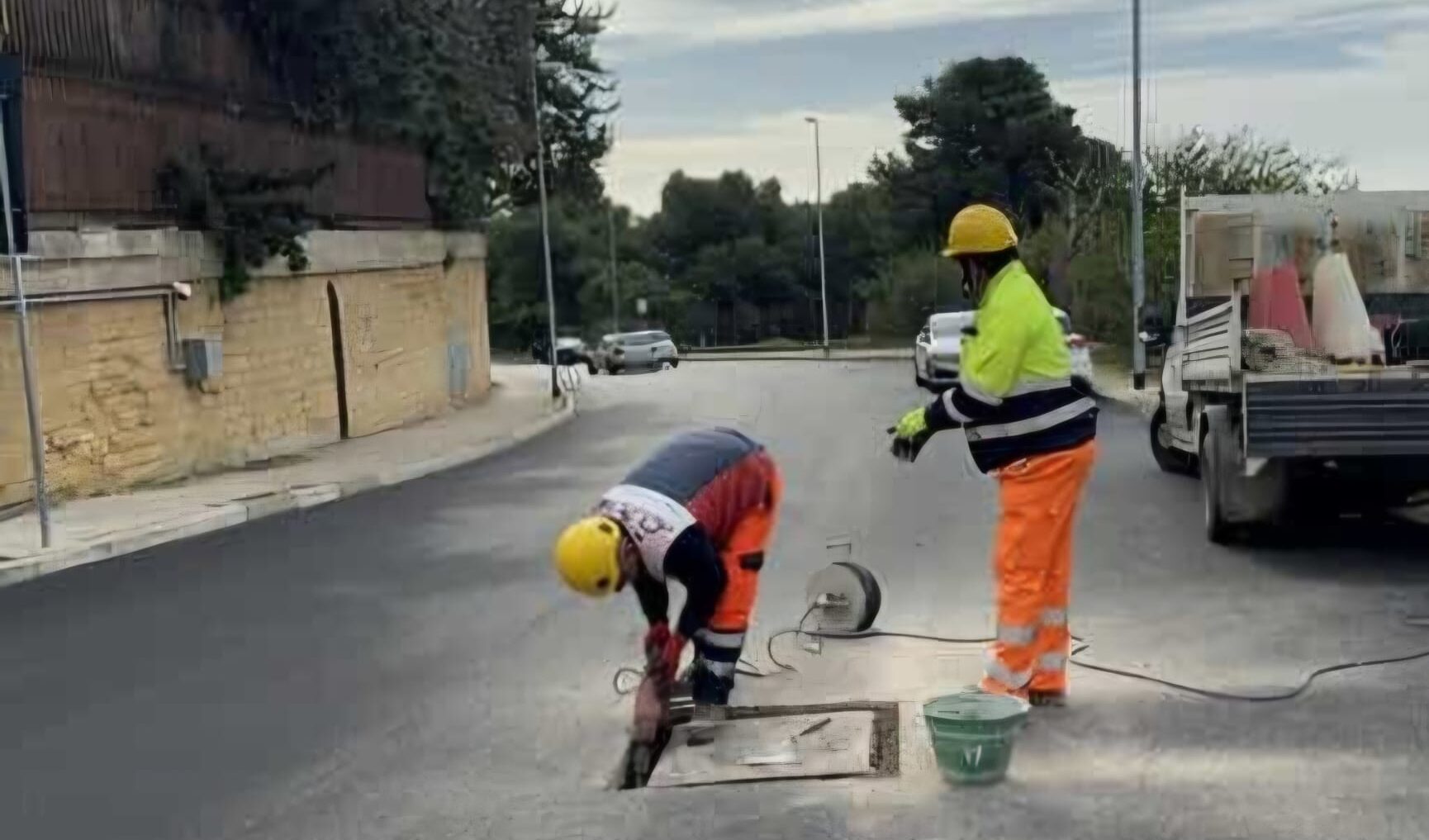 Ad Agrigento continua la ‘caccia’ ai tombini asfaltati per errore