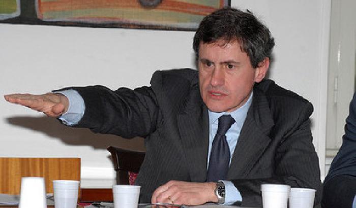 "CasalePound", così Alemanno sistema i camerati