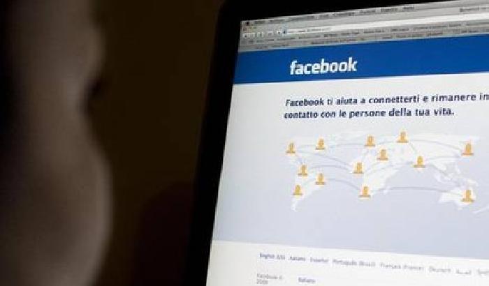 Padre e figlio incitavano a violenza razziale su Fb, arrestati