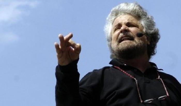 Grillo: chi mi contesta fuori dalle palle