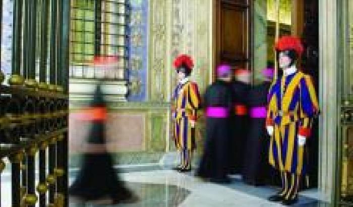 In Vaticano scoppia la guerra del bancomat