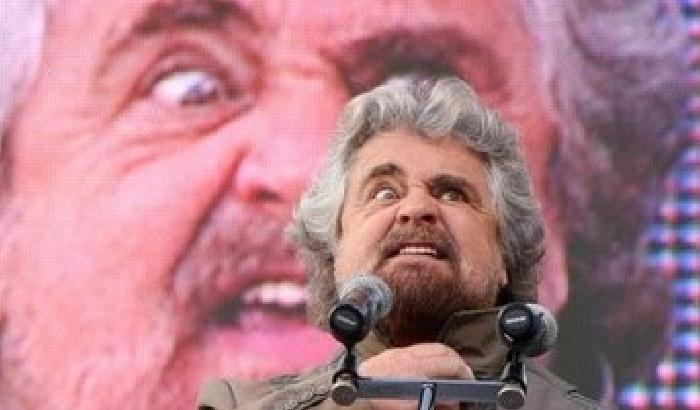 Grillo: Berlusconi si dia alla latitanza come Craxi