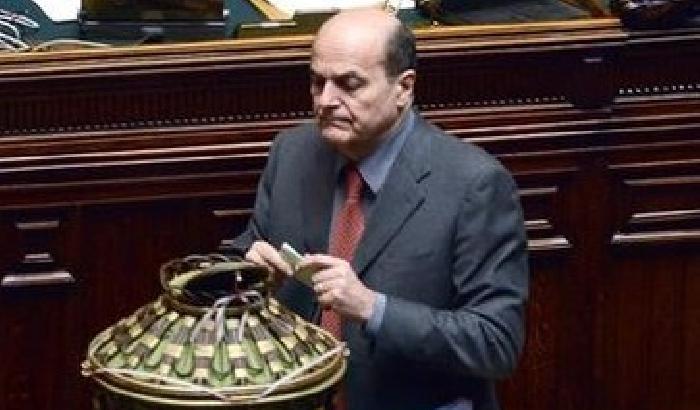 Da inciucio a contro-inciucio, Bersani zimbello del web