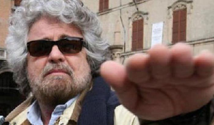 Grillo, dopo Bersani via Berlusconi e D'Alema