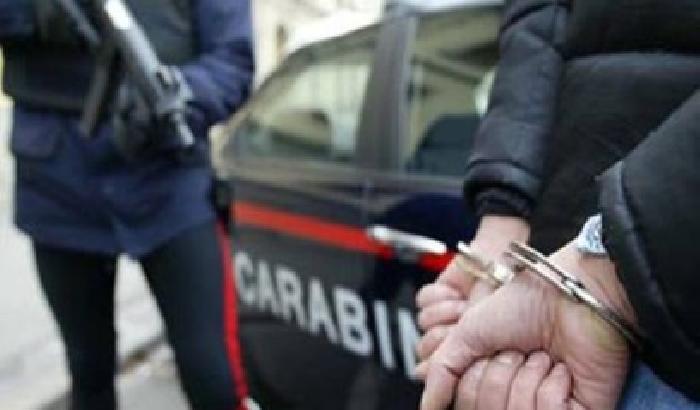 Maestra d'asilo arrestata a Barletta per maltrattamenti