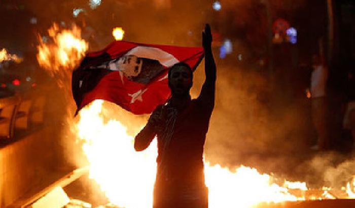 I ragazzi di Istanbul cantano Bella ciao