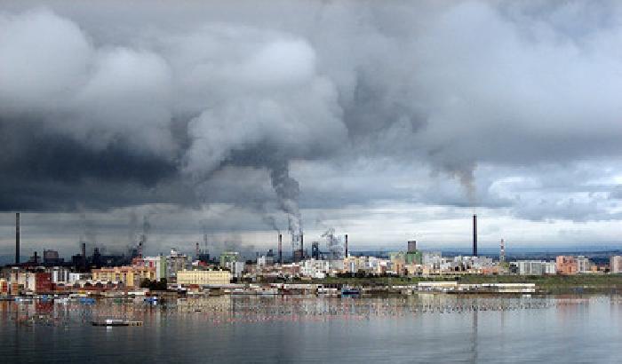 Ilva: dall'indifferenza ai tumori, storia di una disfatta sociale