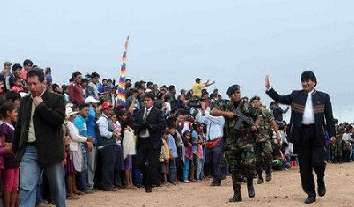 La Bolivia protesta: attentato alla vita di Morales