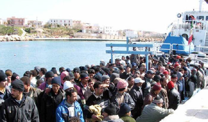 Date a Lampedusa il Nobel per la pace