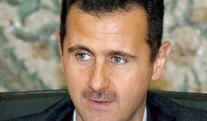 Assad: sì alla proposta russa ma non per la minaccia Usa