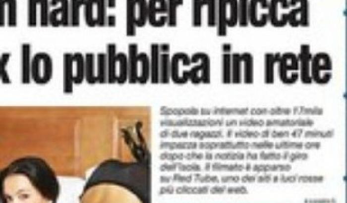 Film hard di una coppia di Ischia: 'il Golfo' sparisce dalle edicole