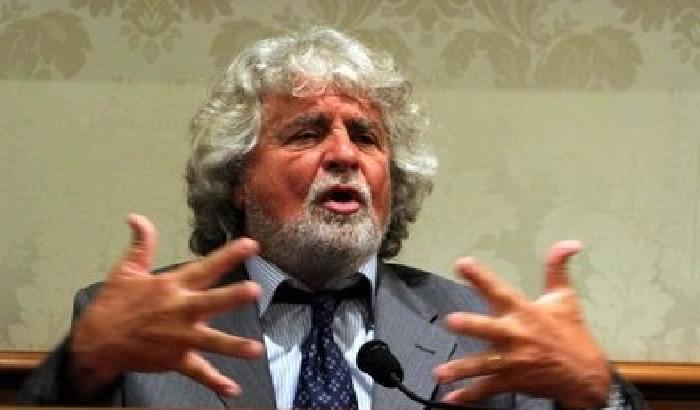 I partigiani contro Grillo: ci porta allo sfascio