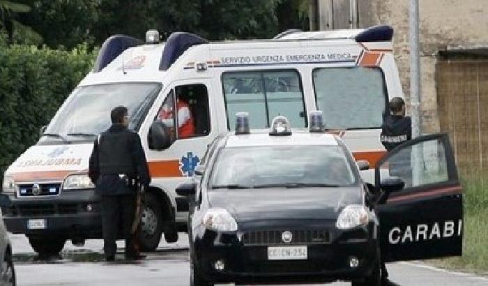 Lecco, uccide le tre figliolette e tenta il suicidio