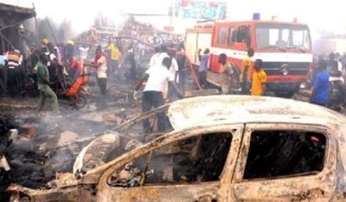 Nigeria: bomba durante la partita, 21 morti