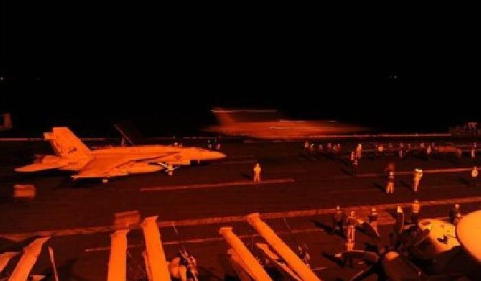 Siria: nella notte nuovi raid anti-Isis