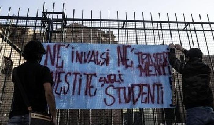 Studenti in piazza: la buona scuola siamo noi