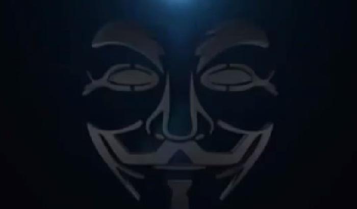 Anonymous oscura l'Isis sul web: siete un virus