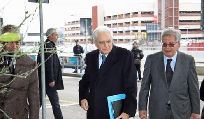 Mattarella va a Palermo e lo fa con un volo di linea