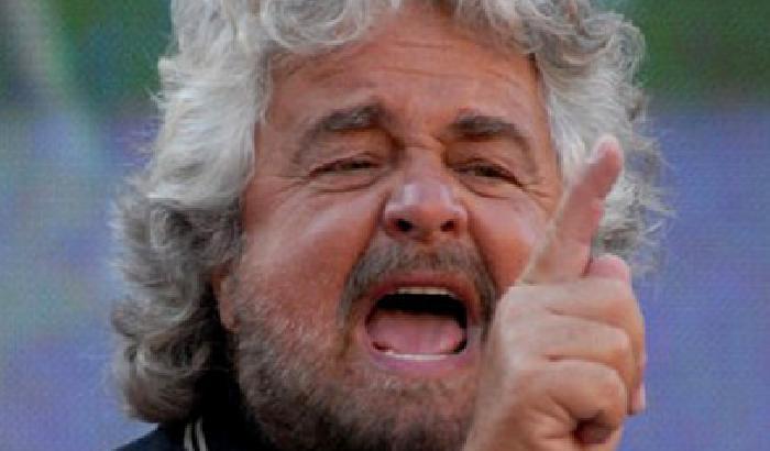 Il blog di Grillo: sui migranti le mani del governo sporche di sangue