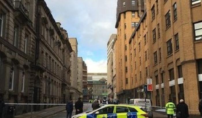 Liverpool, 'Ho una bomba': uomo arrestato