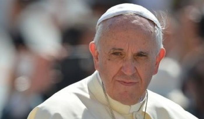 Il Papa ai preti: non abbiate paura di affrontare i problemi della gente