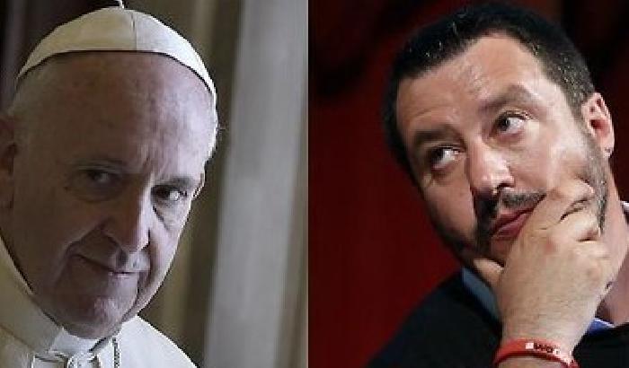 Salvini: il Papa ci farà diventare profughi a casa nostra