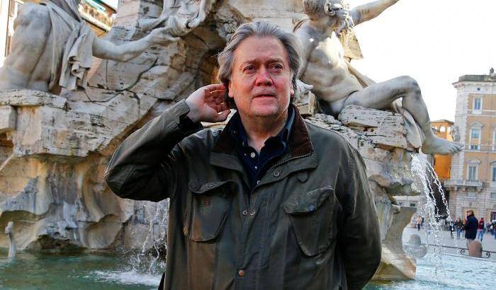 Bannon esalta il governo Lega-M5s: un colpo al cuore dell'Europa