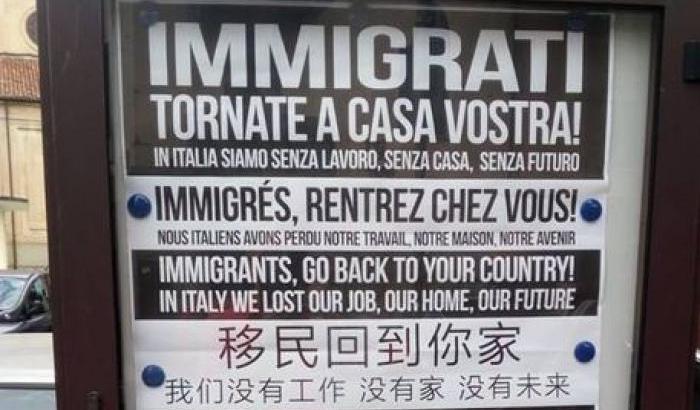 Giaveno si ribella ai fascisti di Forza Nuova: via i manifesti razzisti anti-immigrati