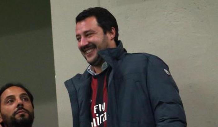 All'indomani di Strasburgo i cinque stelle vanno a ballare e Salvini va allo stadio