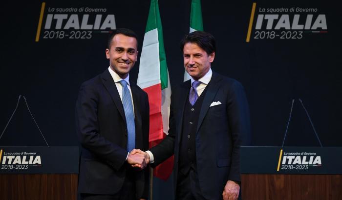 Ancora festeggiamenti sul nulla: Conte e Di Maio al mega evento per il reddito di cittadinanza