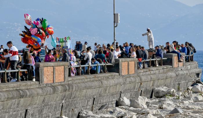 L'appello dell'Ordine dei Medici: "Napoli zona rossa per due settimane"