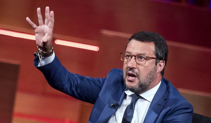 Open Arms, Salvini fa di nuovo la vittima: "Dovrebbero processare i delinquenti veri"
