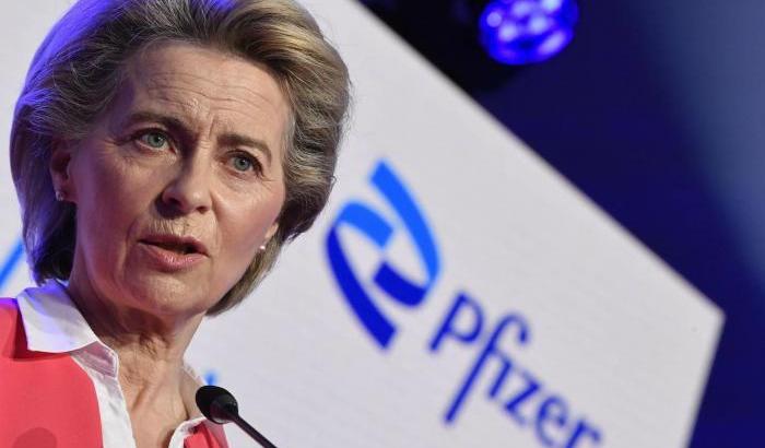 Ursula von der Leyen e Pfizer