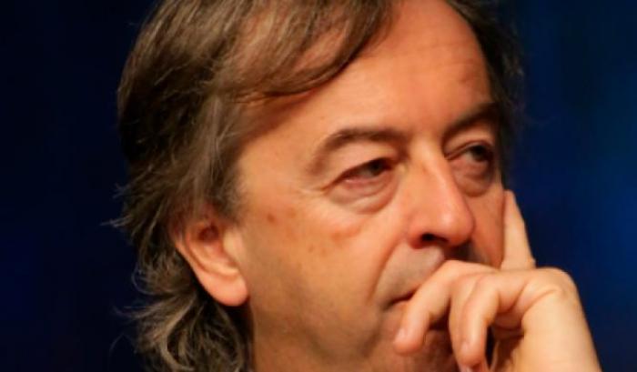 Burioni: "Il vaccino risolve i problemi, ma perché accada lo devono fare tutti"