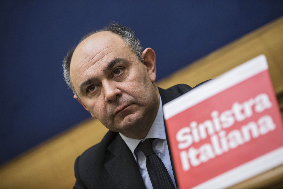 De Cristofaro accusa la ministra Casellati: "La legge elettorale pronta ad autunno? Doveva pensarci prima"