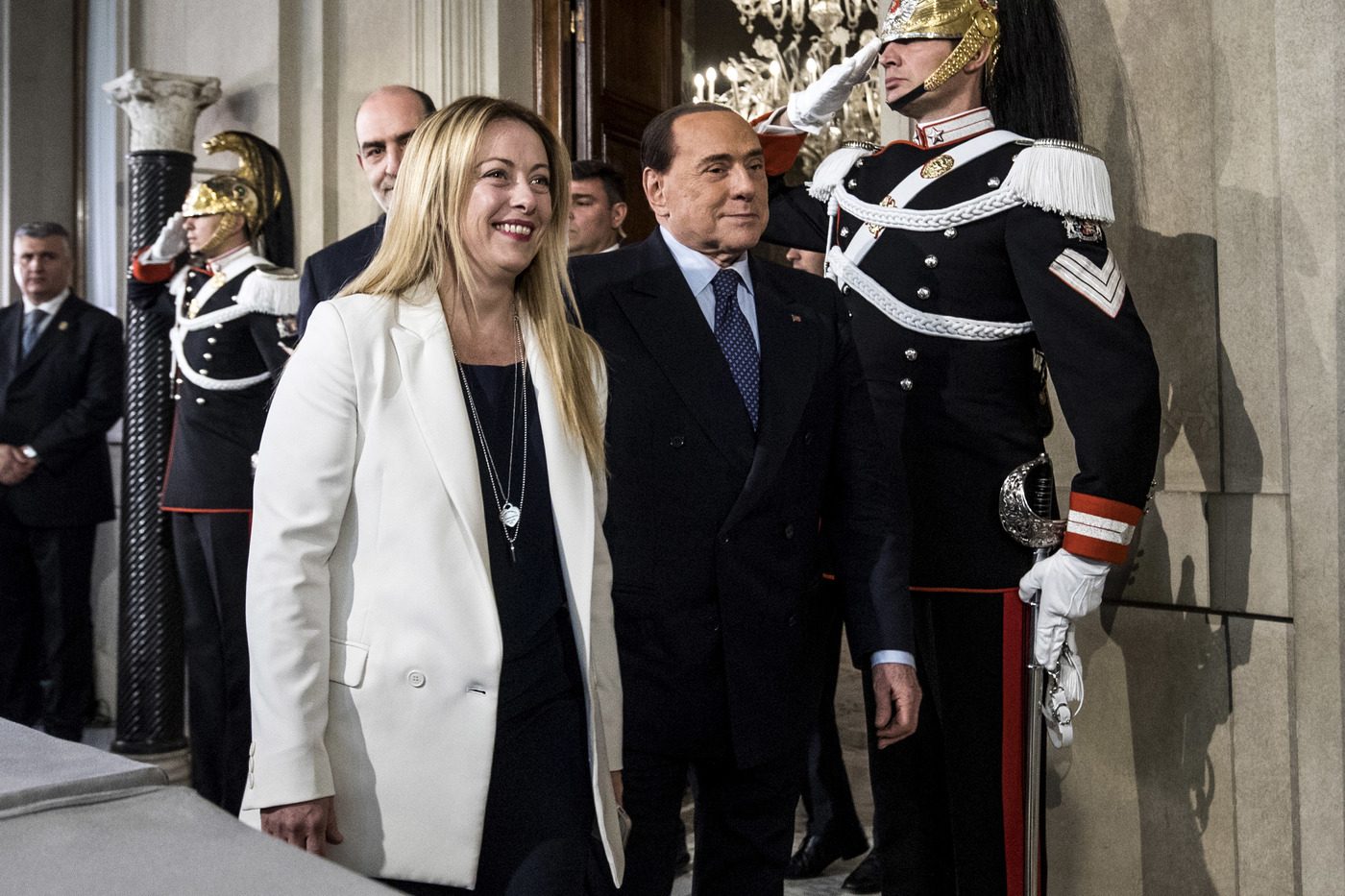 Meloni insiste ma con meno convinzione su Berlusconi al Quirinale. E su Letta...