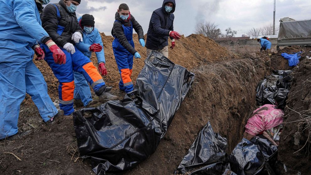 L'Onu denuncia i crimini a Mariupol: "In città fosse comuni, il numero delle vittime è più alto di quello ufficiale"