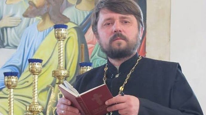 L'esercito russo rilascia il sacerdote ucraino rapito nella Kherson occupata