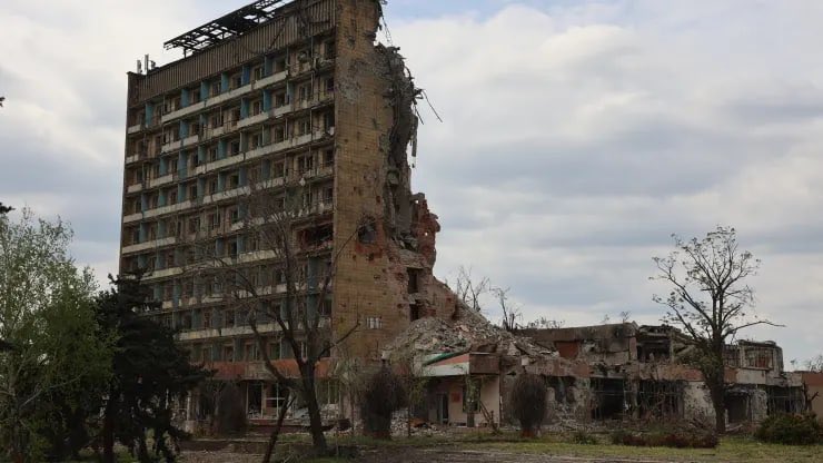 Mariupol, i russi non rispettano la tregua per l'evacuazione dei civili da Azovstal