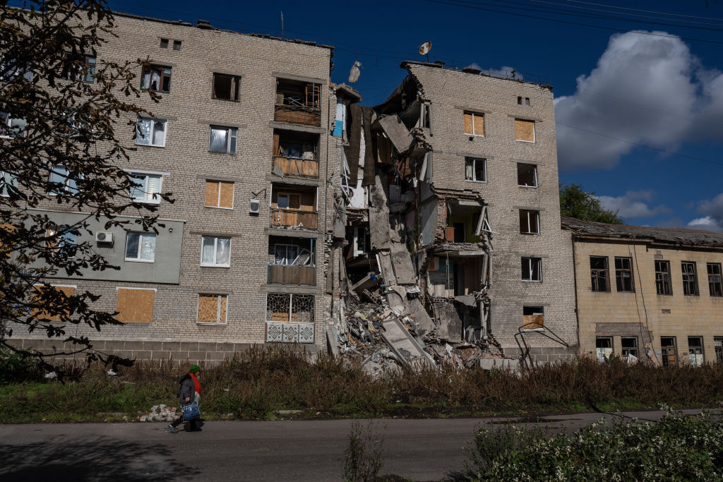 Putin fa bombardare a tappeto l'Ucraina ma Mosca è in difficoltà per gli aiuti Nato a Kiev