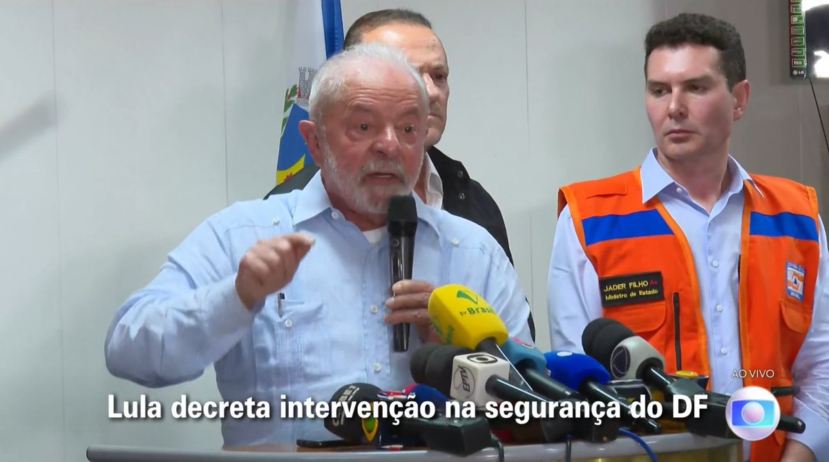 Assalto al Parlamento, Lula: "I responsabili fascisti saranno identificati e puniti"