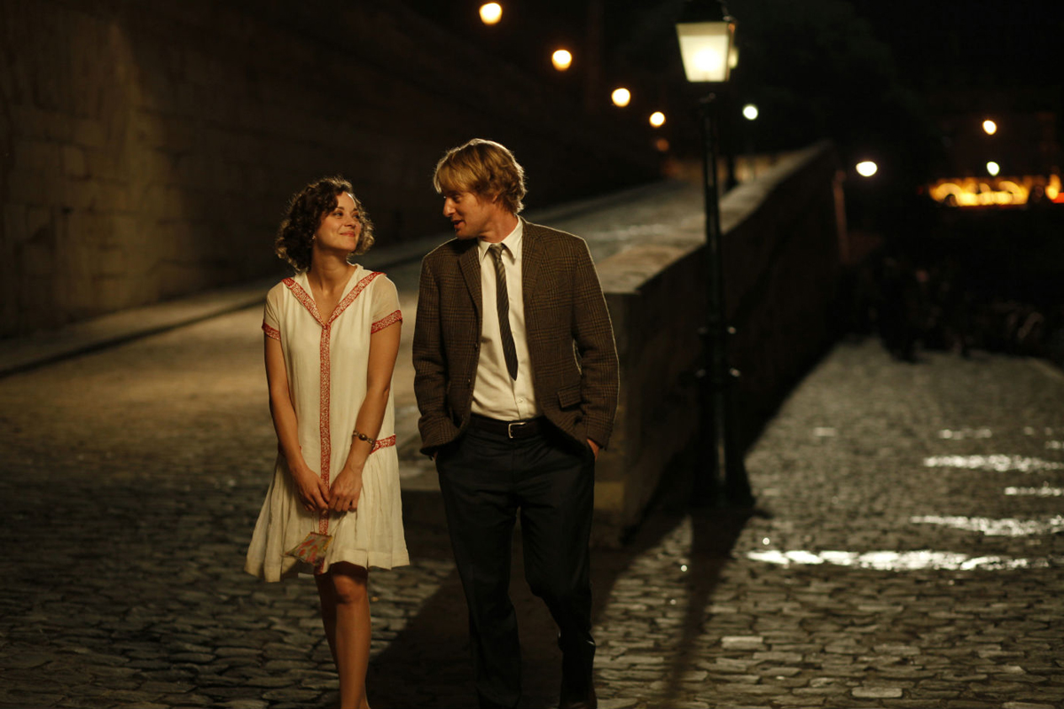 "Midnight in Paris", alle 23.45 su Rete 4: ecco la trama del film di Woody Allen