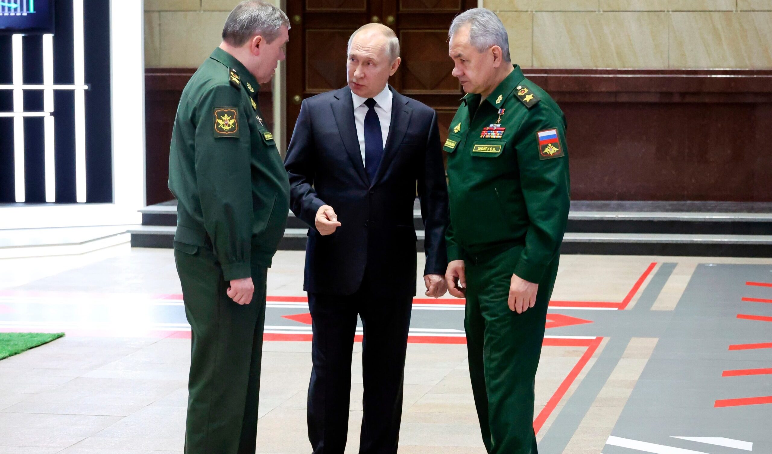 Dopo la sostituzione di Shoigu l'Fsb scatena la caccia alla corruzione tra i militari russi