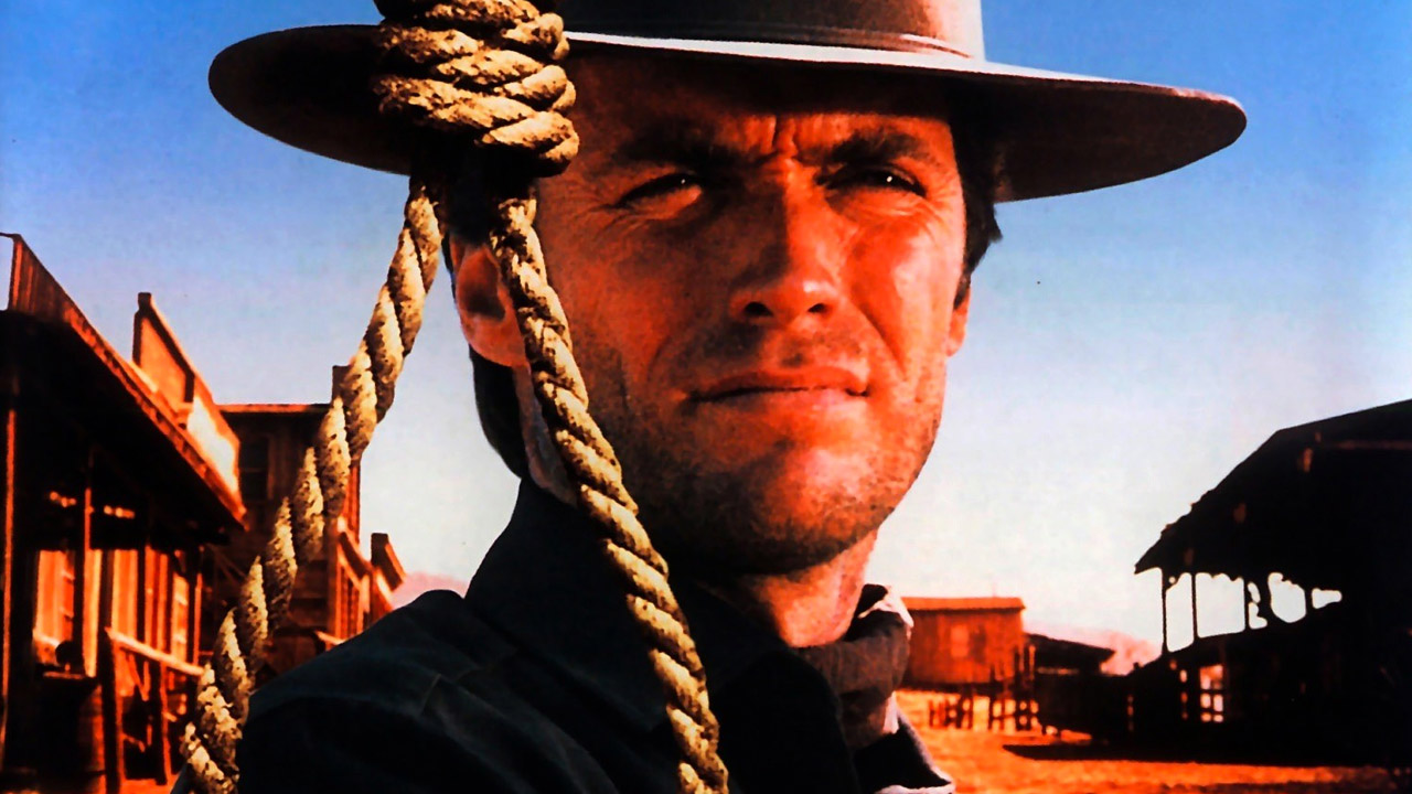 “Impiccalo più in alto”, alle 21.15 su Rai 3 il film del 1968 con Clint Eastwood: ecco la trama