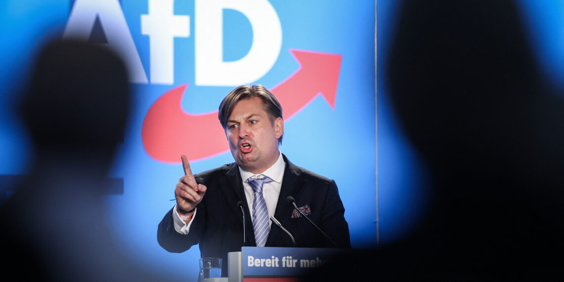 L'estrema destra tedesca ora vuole nuove elezioni, AfD: "Scholz non può governare contro la maggioranza del popolo"