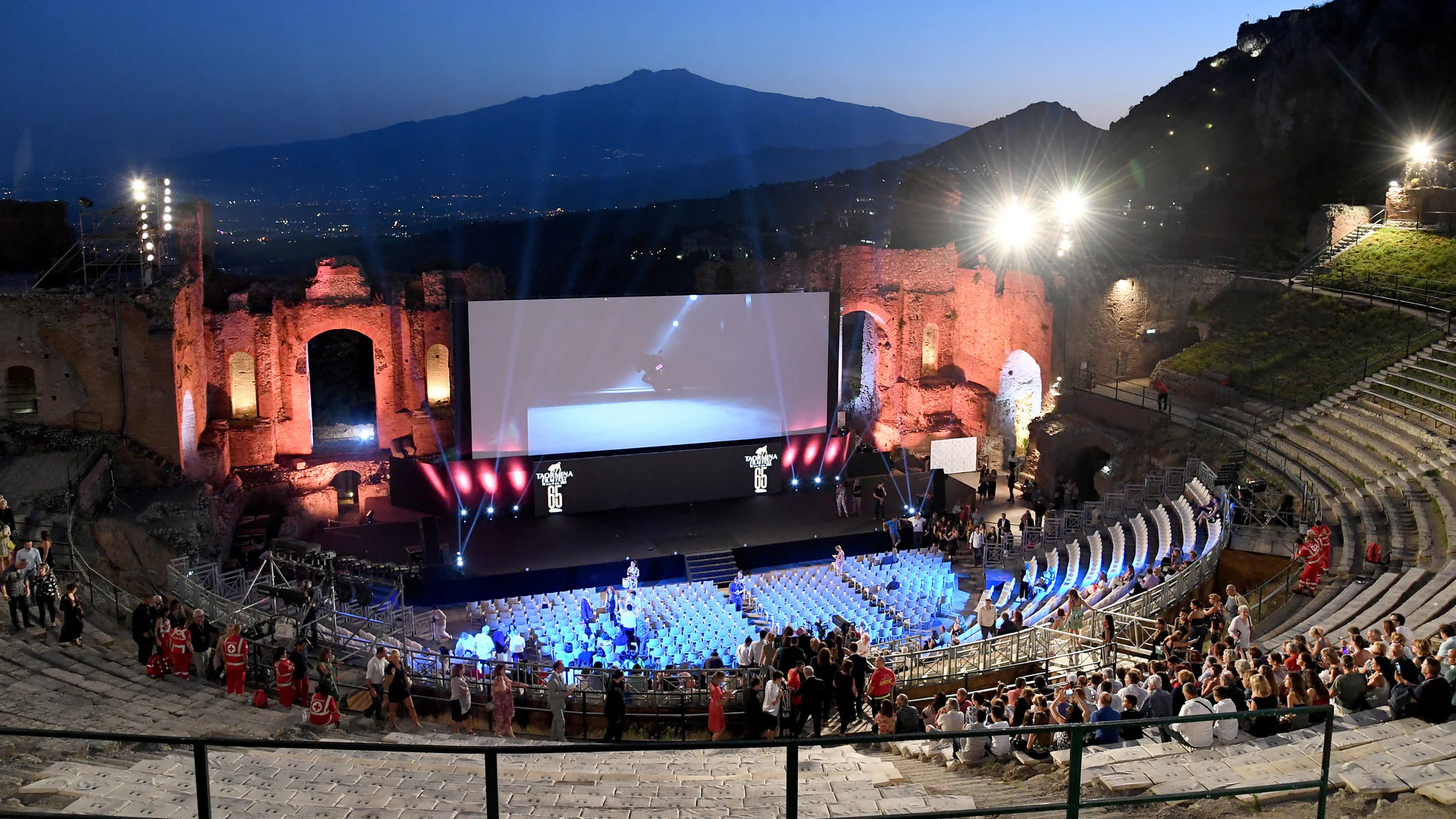 Il Festival di Taormina celebra 70 anni con un cast stellare