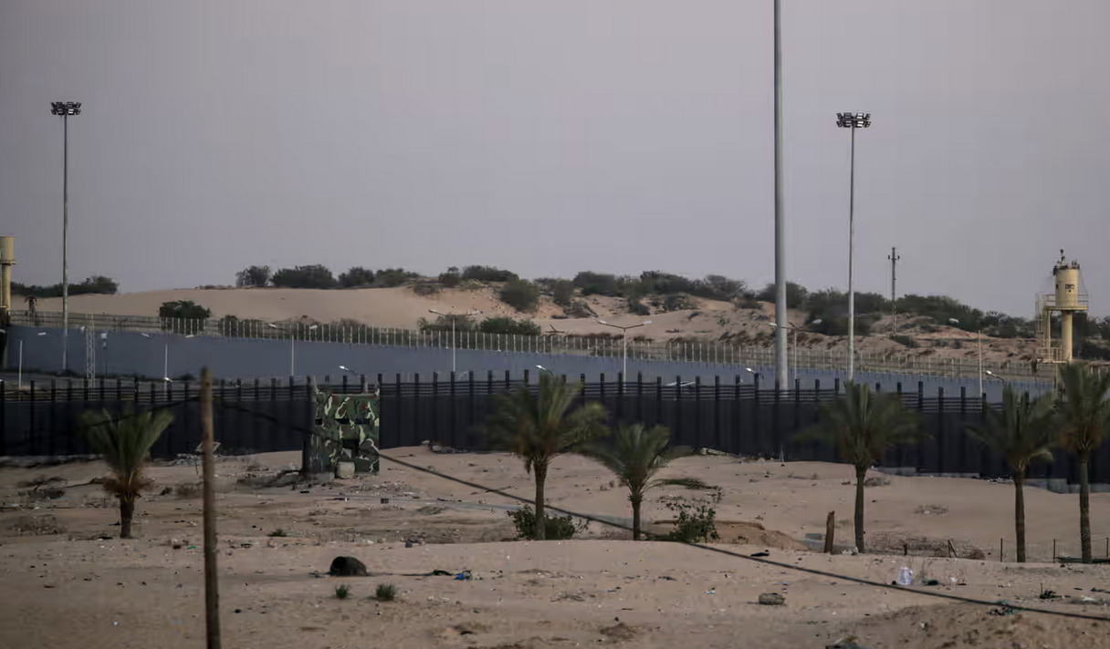 L'Egitto respinge con fermezza la presenza israeliana al valico di Rafah: il Cairo vuole solo i palestinesi